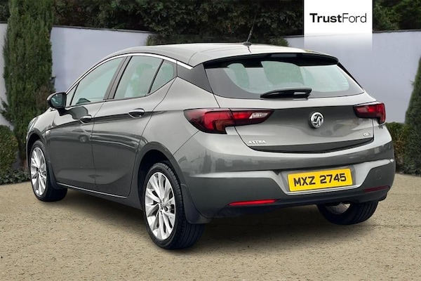Used Vauxhall Astra 2017 for sale - 76255428: Photo 2