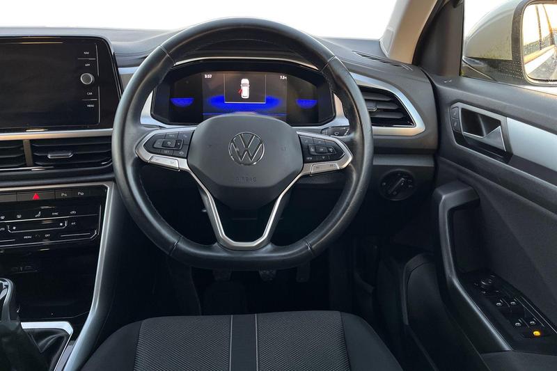 Used Volkswagen T-Roc 2022 for sale - 76703200: Photo 11