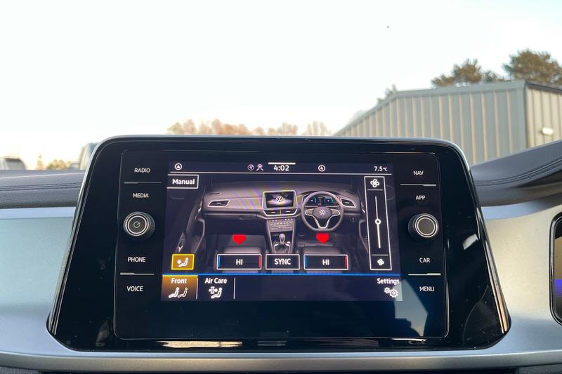 Used Volkswagen T-Roc 2022 for sale - 76703200: Photo 34