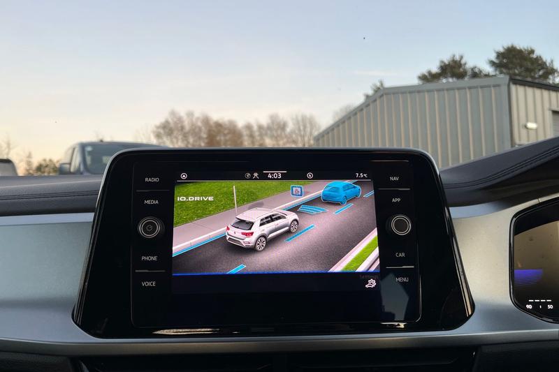 Used Volkswagen T-Roc 2022 for sale - 76703200: Photo 40