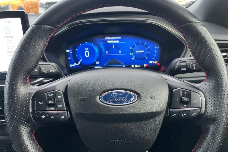 Used Ford Focus 2022 for sale - 76862424: Photo 12