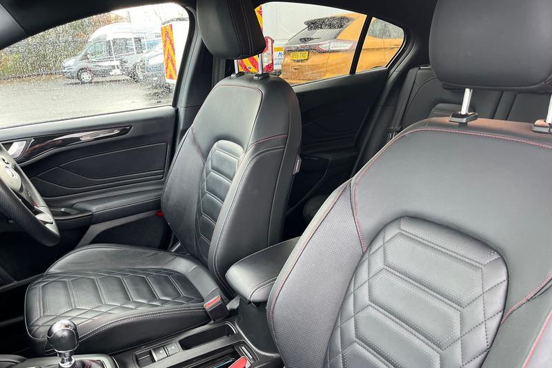 Used Ford Focus 2022 for sale - 76862424: Photo 19