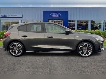 Used Ford Focus 2022 for sale - 76862424: Photo