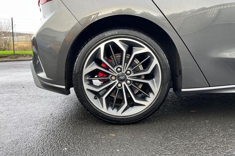 Used Ford Focus 2022 for sale - 76862424: Photo 8