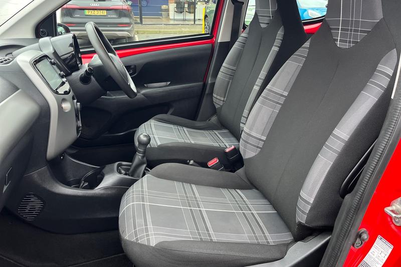 Used Peugeot 108 2017 for sale - 77064066: Photo 19