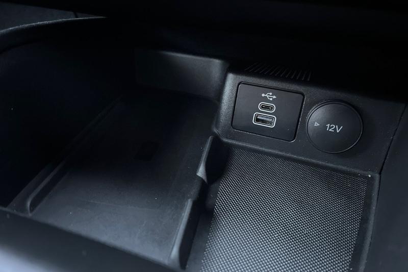 Used Ford Kuga 2024 for sale - 76977361: Photo 25