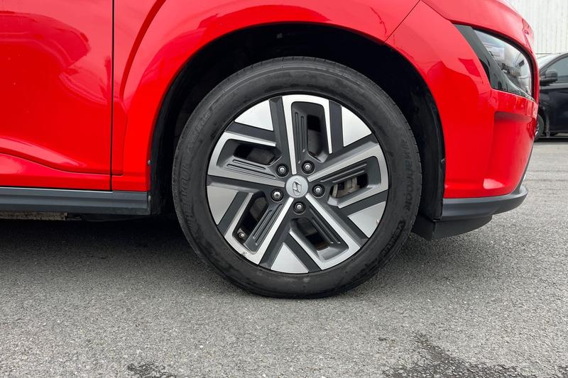 Used Hyundai KONA 2023 for sale - 78048975: Photo 8