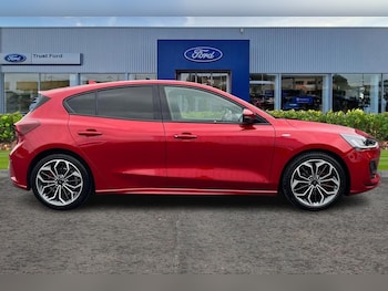 Used Ford Focus 2023 for sale - 79102533: Photo