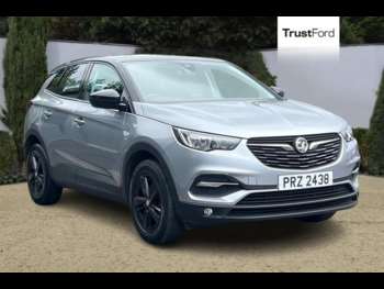 2019 - 1.2 Turbo SE 5dr - REAR PARKING SENSORS, BLUETOOTH, AIR CON - TAKE ME HOME