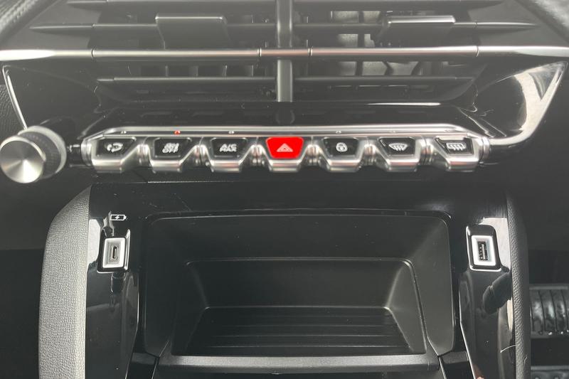 Used Peugeot 208 2022 for sale - 76480419: Photo 37