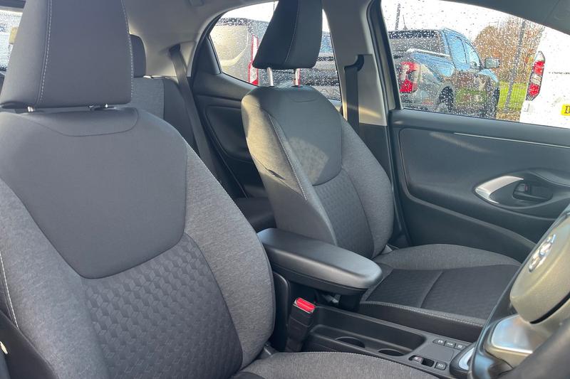 Used Toyota Yaris 2022 for sale - 76826079: Photo 17