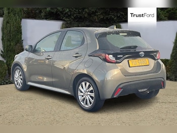Used Toyota Yaris 2022 for sale - 76826079: Photo