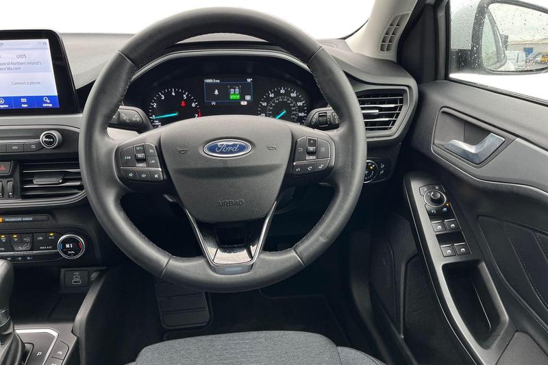 Used Ford Focus 2022 for sale - 76101760: Photo 11