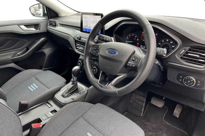 Used Ford Focus 2022 for sale - 76101760: Photo 9