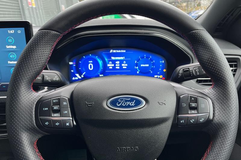 Used Ford Focus 2022 for sale - 77218182: Photo 12