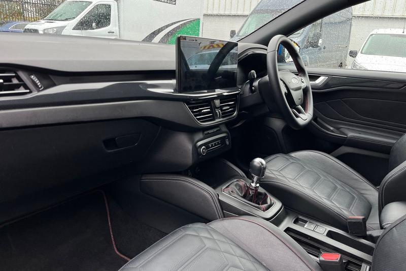 Used Ford Focus 2022 for sale - 77218182: Photo 18