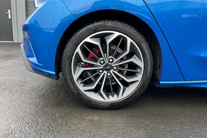 Used Ford Focus 2022 for sale - 77218182: Photo 8