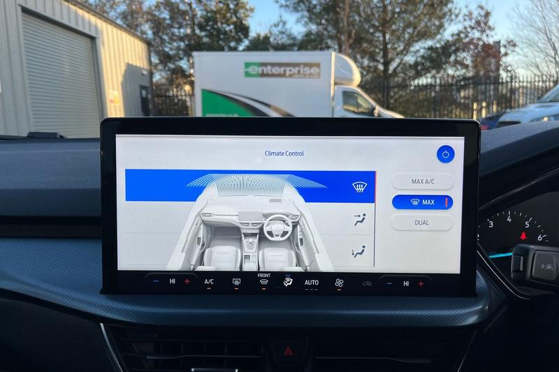 Used Ford Focus 2023 for sale - 77211016: Photo 32