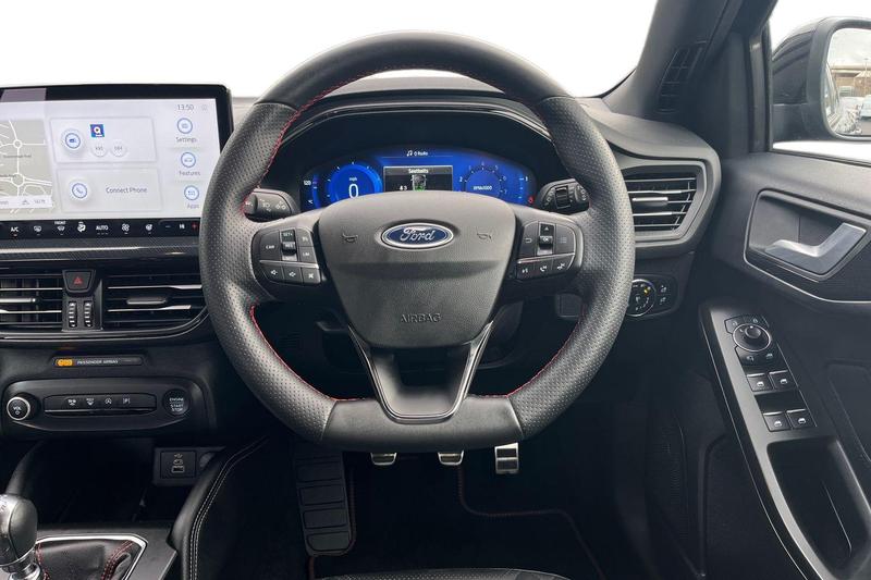 Used Ford Focus 2022 for sale - 76467740: Photo 11