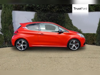 Used Peugeot 208 2015 for sale - 78314228: Photo