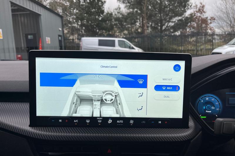 Used Ford Kuga 2025 for sale - 77653705: Photo 38