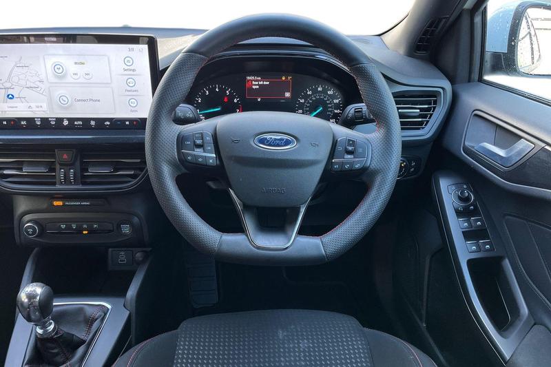 Used Ford Focus 2023 for sale - 78021257: Photo 11