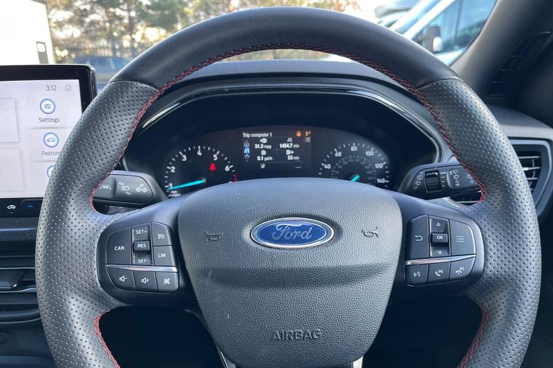 Used Ford Focus 2023 for sale - 78021257: Photo 12