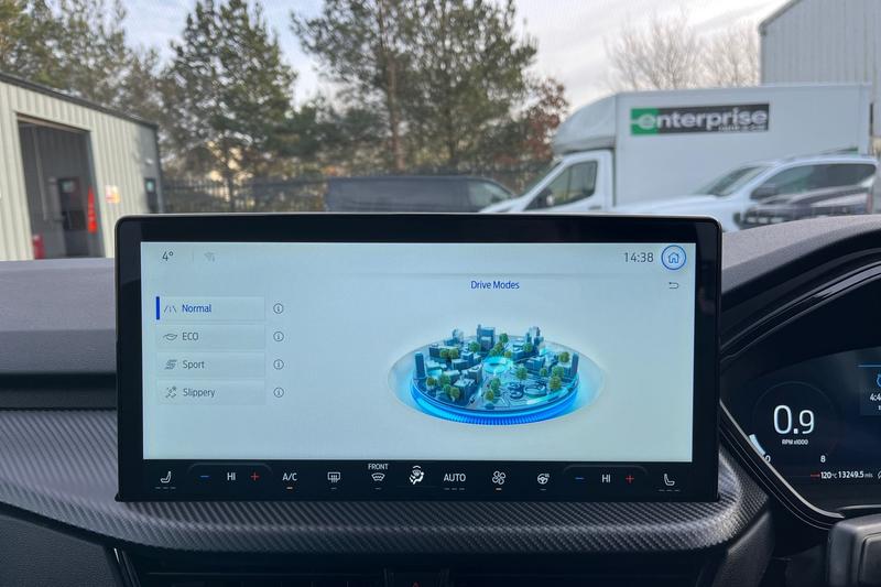 Used Ford Kuga 2025 for sale - 77607575: Photo 35