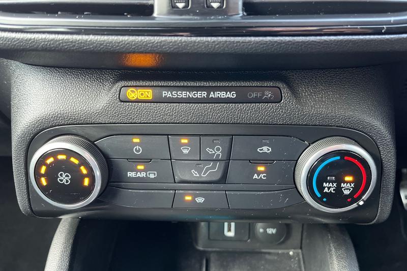 Used Ford Focus 2020 for sale - 77878230: Photo 35