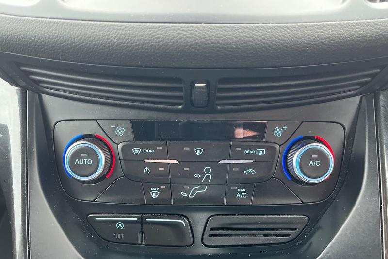 Used Ford Kuga 2018 for sale - 76154216: Photo 31