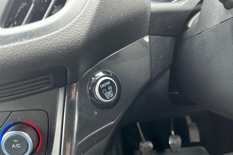 Used Ford Kuga 2018 for sale - 76154216: Photo 37