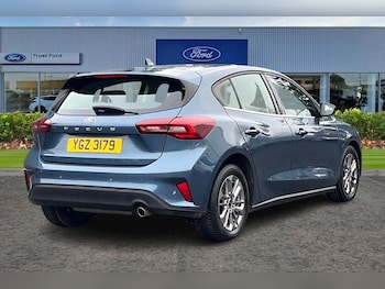 Used Ford Focus 2022 for sale - 76918320: Photo