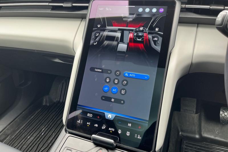 Used Ford Explorer 2025 for sale - 77918686: Photo 33