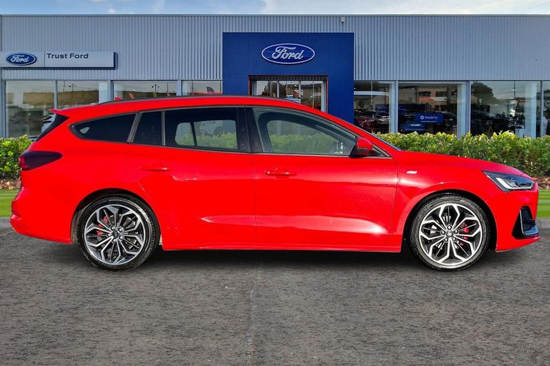 Used Ford Focus 2023 for sale - 77834378: Photo 3