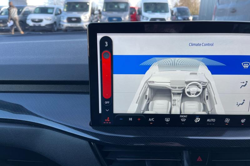 Used Ford Focus 2023 for sale - 77834378: Photo 33