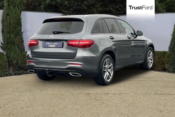 Used Mercedes-Benz GLC 2017 for sale - 76255469: Photo 4