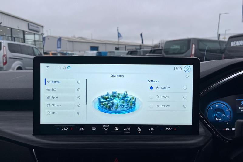 Used Ford Kuga 2025 for sale - 77529153: Photo 36