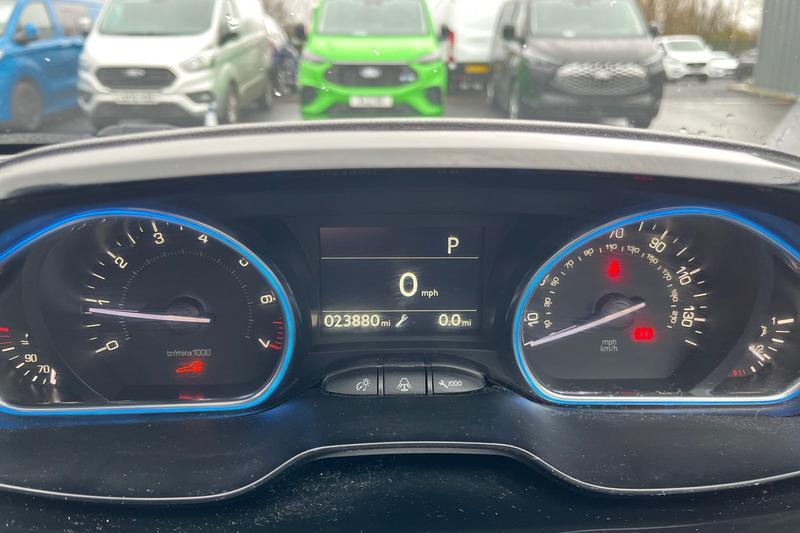 Used Peugeot 2008 2019 for sale - 78001221: Photo 13