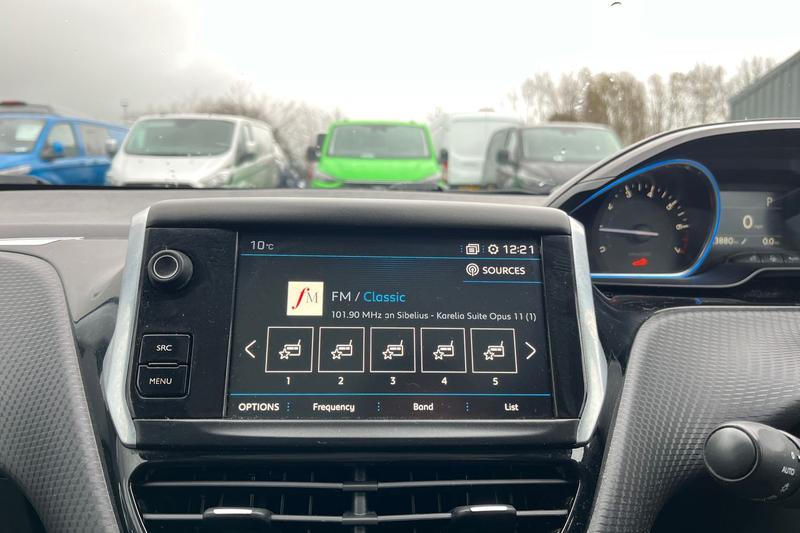 Used Peugeot 2008 2019 for sale - 78001221: Photo 28