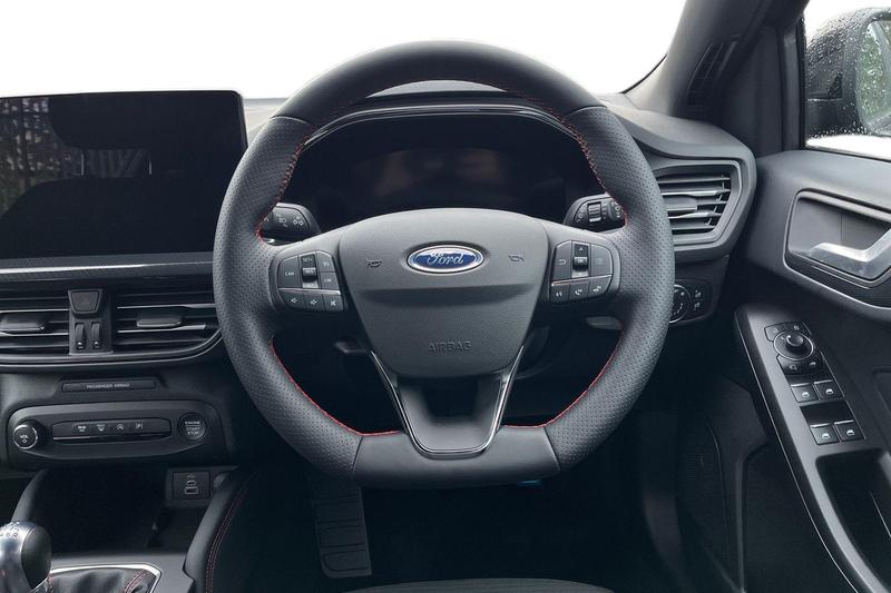 Used Ford Focus 2025 for sale - 77025870: Photo 11