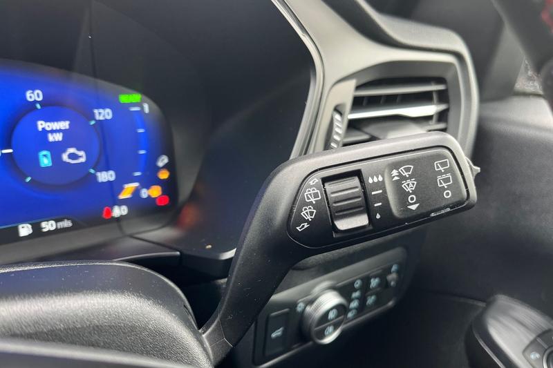 Used Ford Kuga 2022 for sale - 76190492: Photo 15