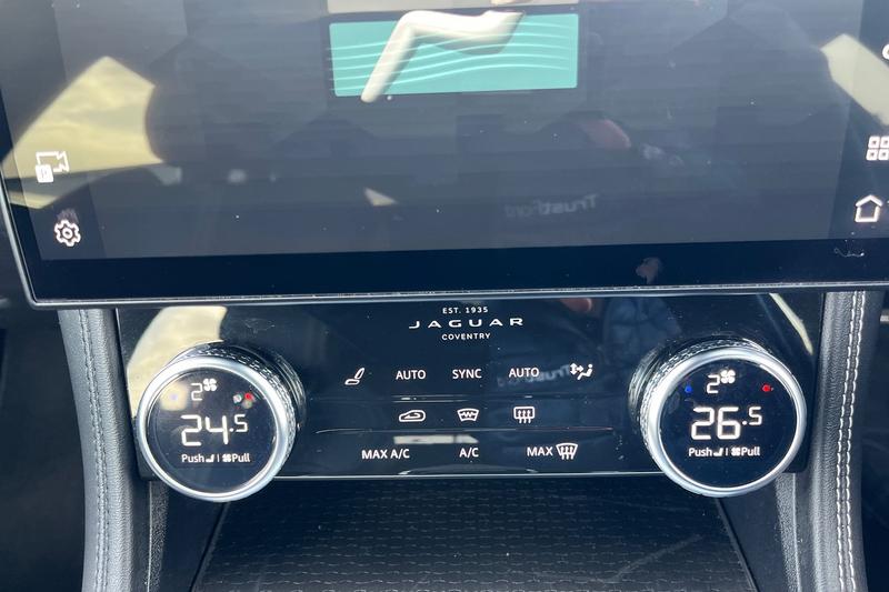 Used Jaguar F-Pace 2022 for sale - 76363013: Photo 34