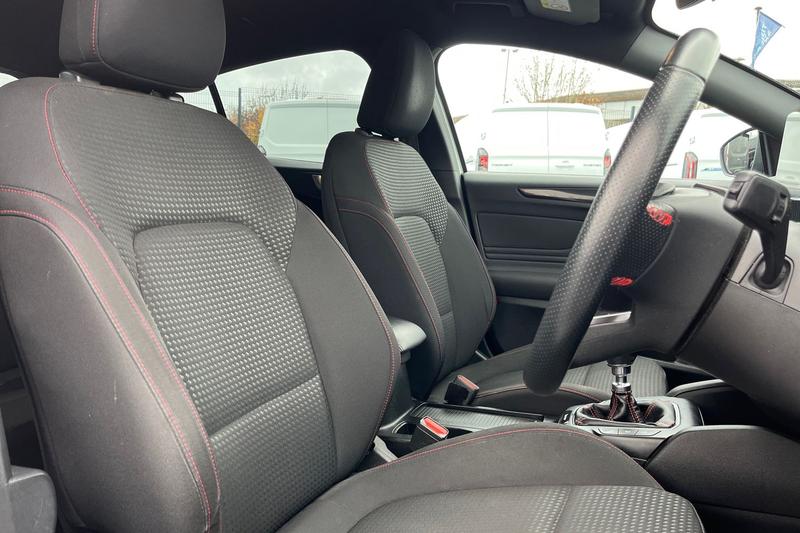 Used Ford Focus 2020 for sale - 76508161: Photo 17