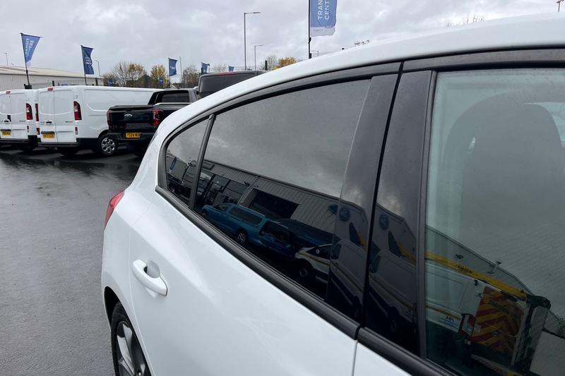 Used Ford Focus 2020 for sale - 76508161: Photo 23