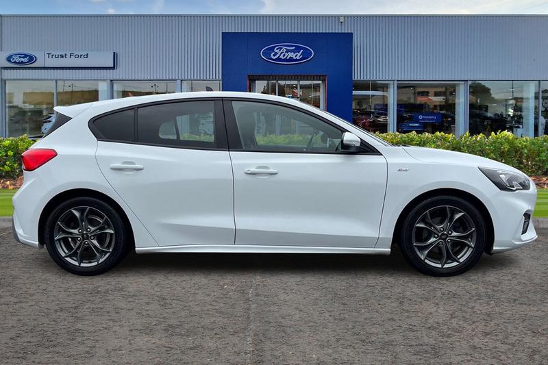 Used Ford Focus 2020 for sale - 76508161: Photo 3