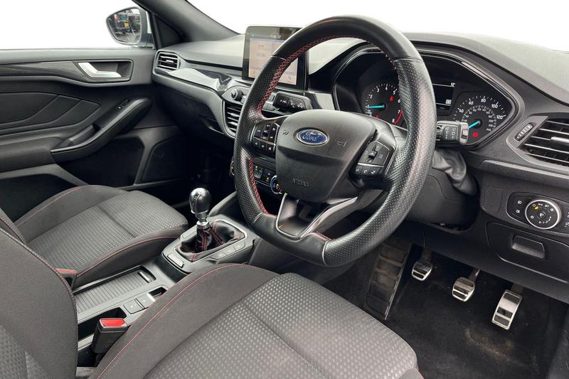Used Ford Focus 2020 for sale - 76508161: Photo 9