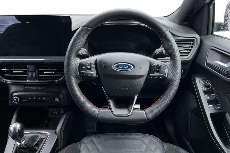 Used Ford Focus 2023 for sale - 77427226: Photo 11