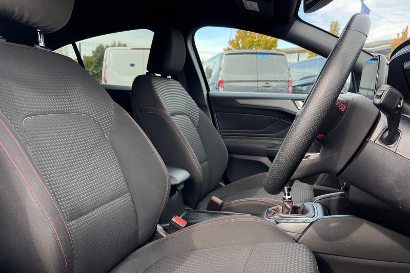 Used Ford Focus 2022 for sale - 76104795: Photo 17