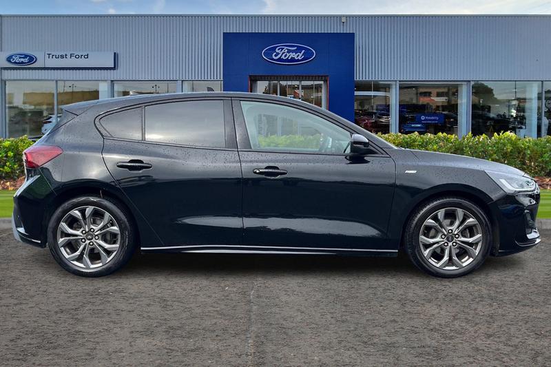 Used Ford Focus 2022 for sale - 76104795: Photo 3