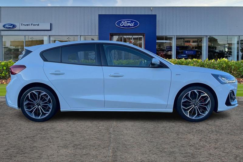 Used Ford Focus 2022 for sale - 76960850: Photo 3